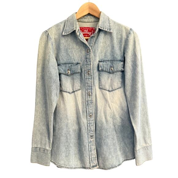 Vintage Outlaw Denim Shirt Women's Small USA Made Light Wash Western Jean Top - Picture 1 of 12
